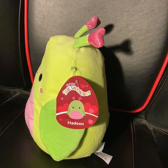 Hadeon the grasshopper Squishmallow - Picture 2 of 4